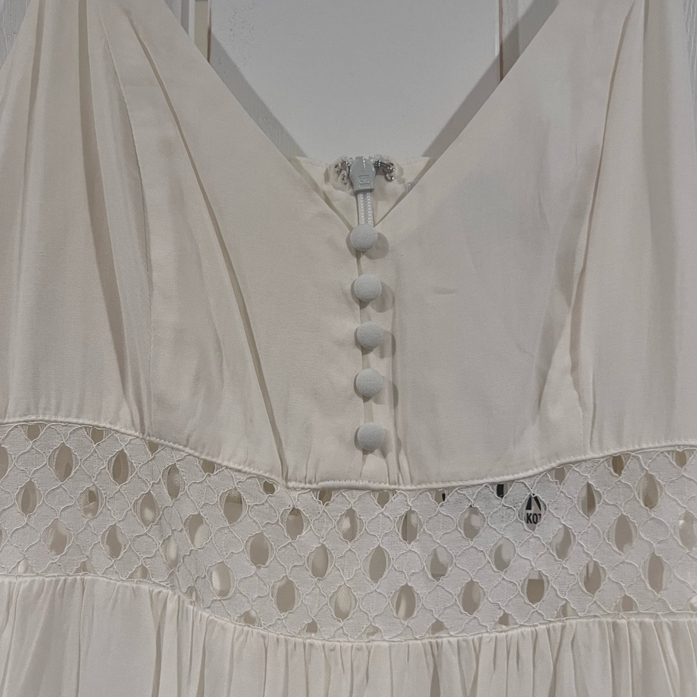 NWT.BB Dakota White/Cream Maxi Dress - Picture 4 of 5